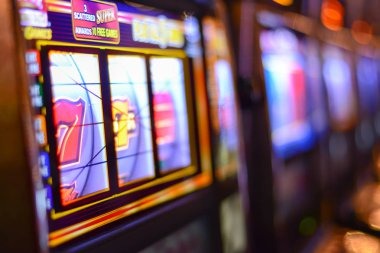 kudaslot login live-dealer table on mobile phone screen with roulette and blackjack options